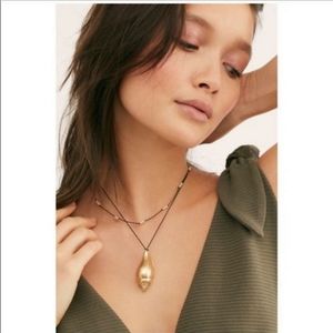 Free people necklace